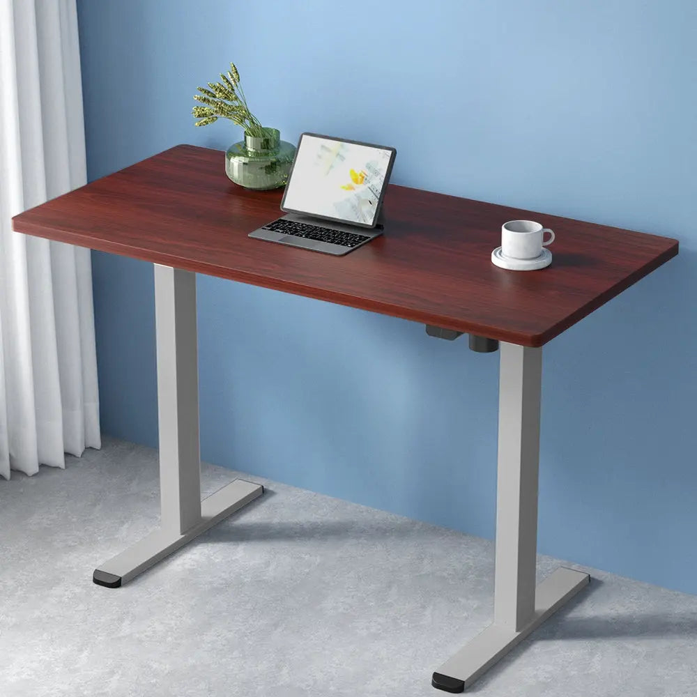 Motorized Standing Desk 140cm — Wood Grain Walnut, Height Adjustable